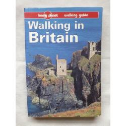 WALKING IN BRITAIN (Lonely Planet Walking Guide)