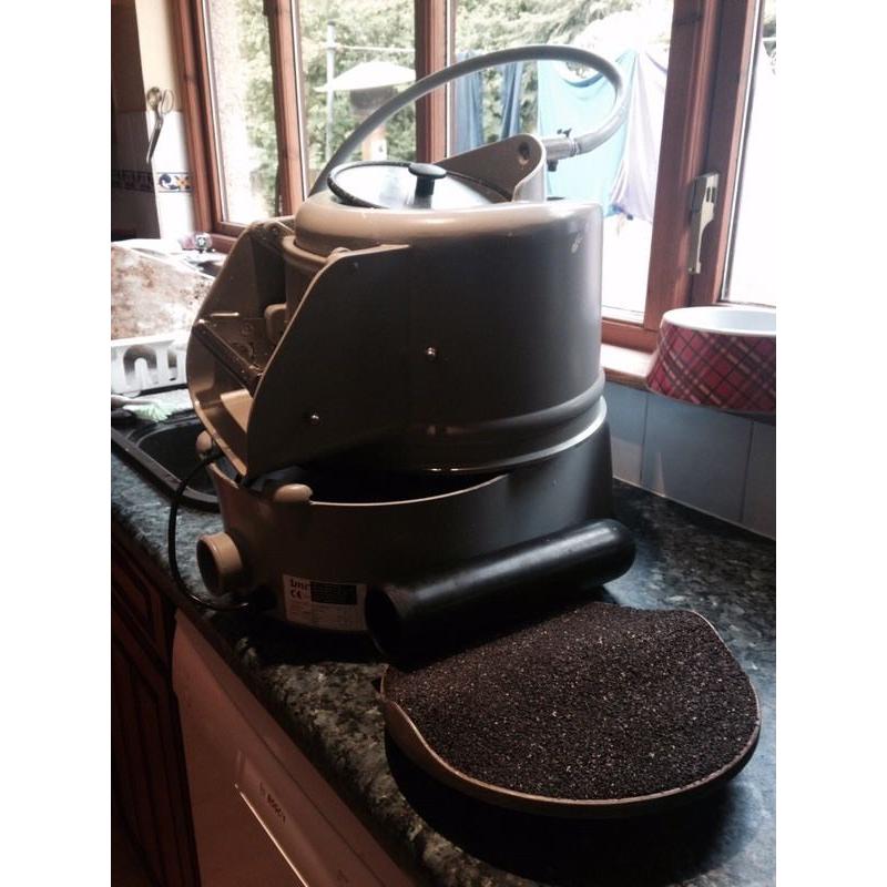 Potato peeler machine