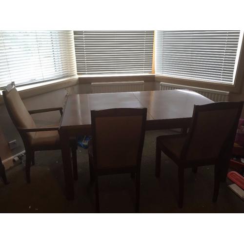 STAG DINING ROOM SUITE / EXTENDING TABLE / 6 CHAIRS / GLAZED DISPLAY CABINET / SIDEBOARD
