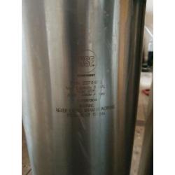 Cornelius kegs + taps + gas