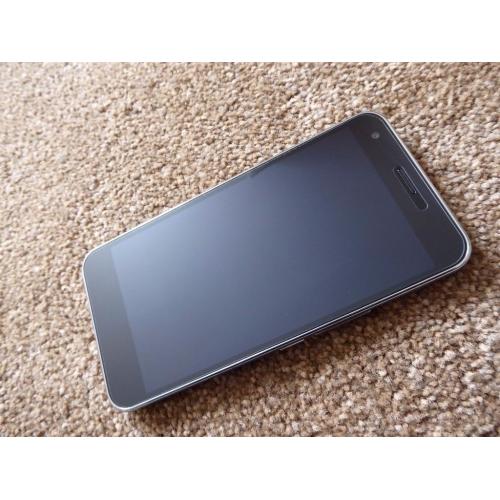 Vodafone Smart Ultra 6. THE best budget Android phone available. Unlocked.