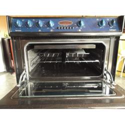 BELLING FREESTANDING ELECTRIC COOKER IN VERY GOOD CONDITION (OVEN & GRILL UNUSED) IRVINESTOWN AREA