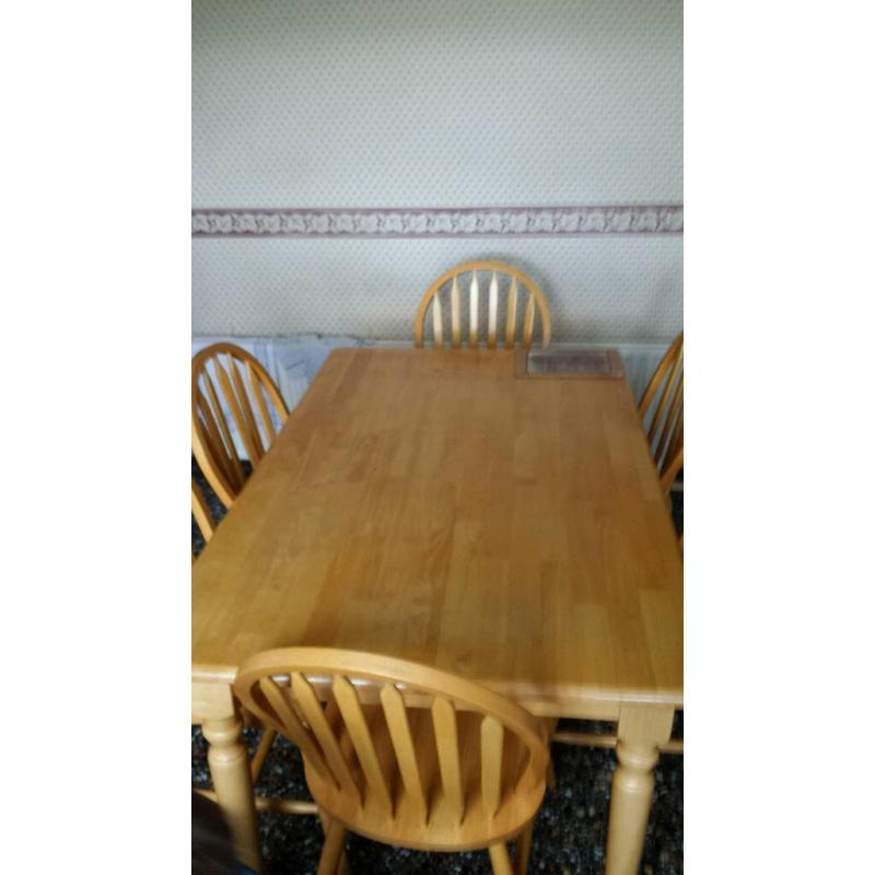 Table and 6 chairs