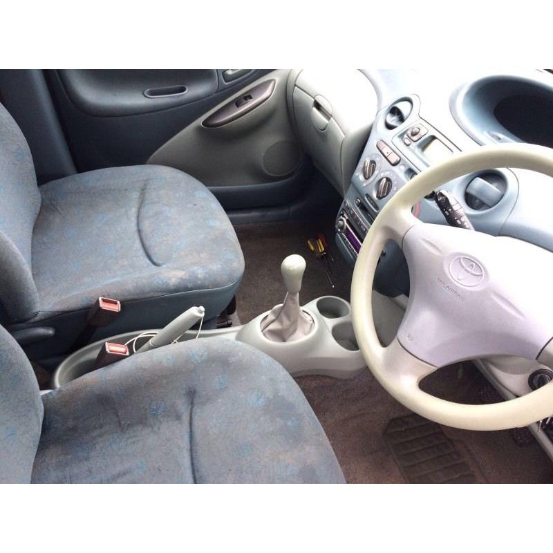 Toyota Yaris 1.0L PETROL