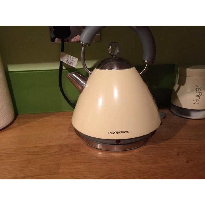 Microwave, kettle and toaster.