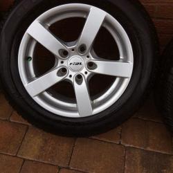 Five Goodrich winter tyres with rial alloys
