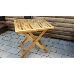 Picnic table