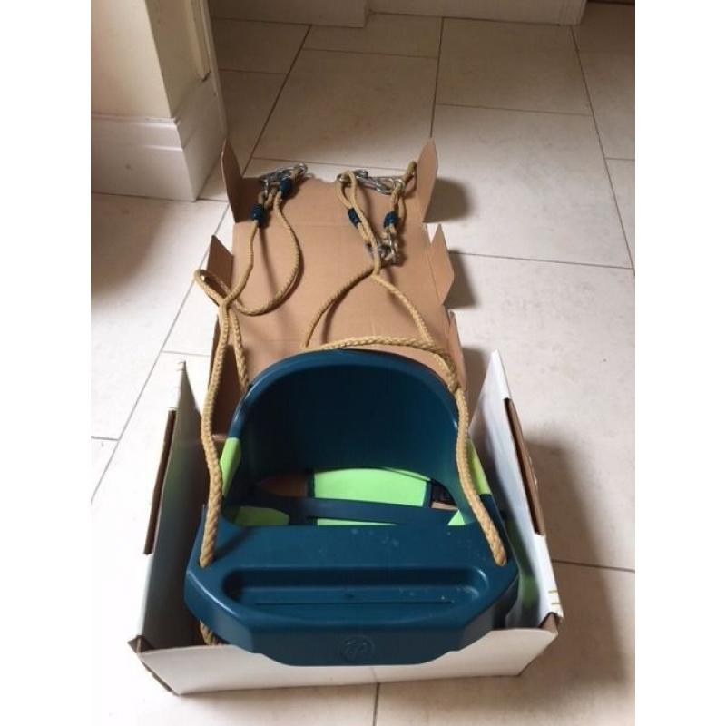 TP Junior Swing Seat Fits all TP swing frames Blue/lime age for 6 months up