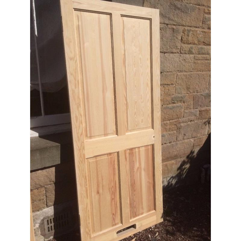 Brand new internal pine door - bargain