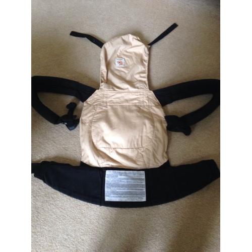 Ergo baby carrier