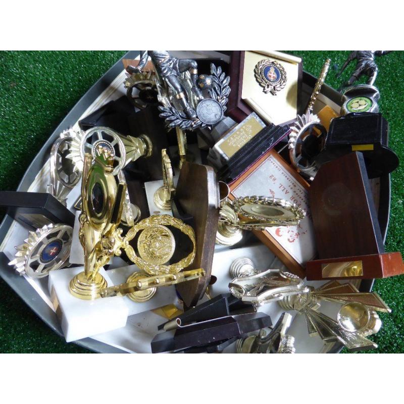 Small trophies - used. Would need centres replaced for further usage but basically good condition.
