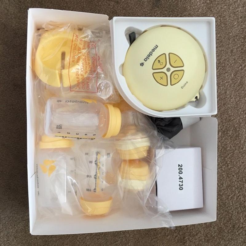 Medela Swing Pump and Feed Set