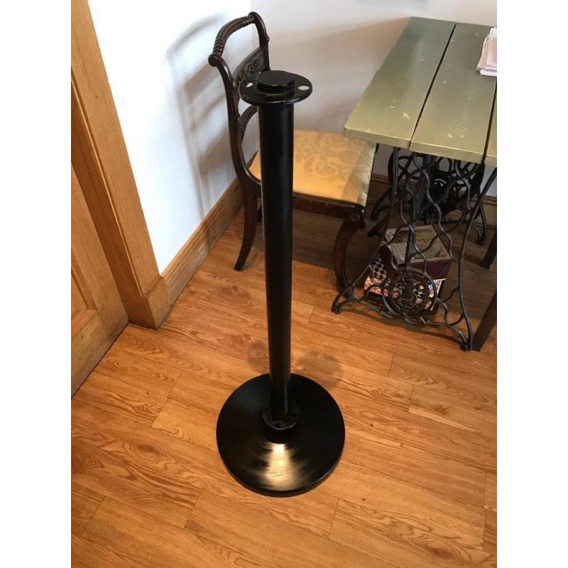 Black Metal Pole Stanchion, Ideal for Clubs/Queues/Ropes & Poles, Crowd Control