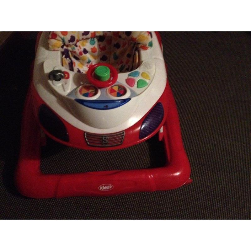 baby walker excellent condition