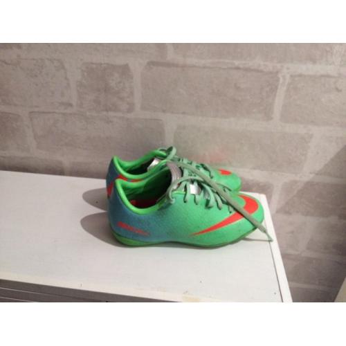 Boys Nike football trainers 10
