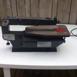 Scroll saw / fret saw