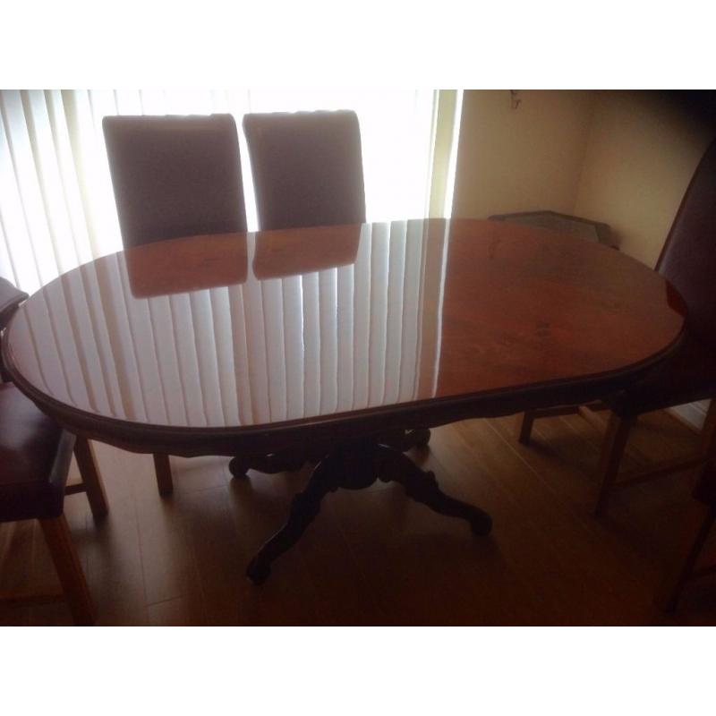 Dining Table free to pick up.
