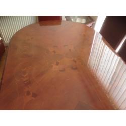 Dining Table free to pick up.