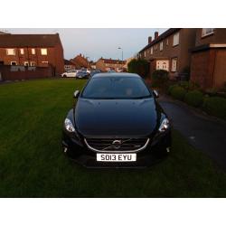 V40 R DESIGN D3 LOW MILEAGE WINTER PACK BLACK METALLIC PAINT