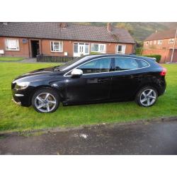 V40 R DESIGN D3 LOW MILEAGE WINTER PACK BLACK METALLIC PAINT