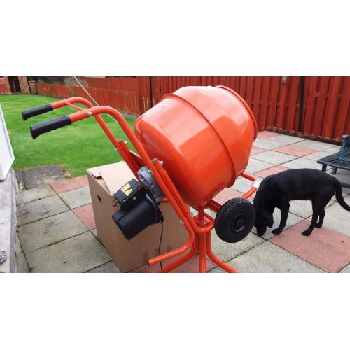 Concrete mixer/cement mixer 137ltr