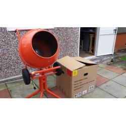 Concrete mixer/cement mixer 137ltr