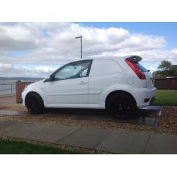 Ford Fiesta van