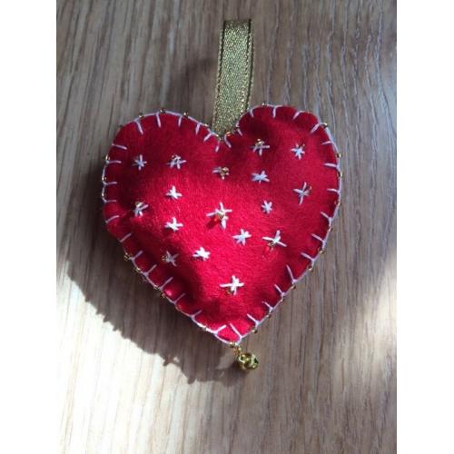 Felt hearts