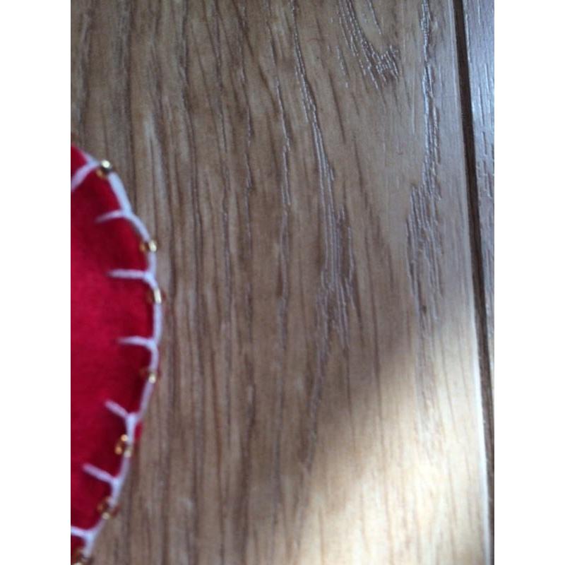 Felt hearts