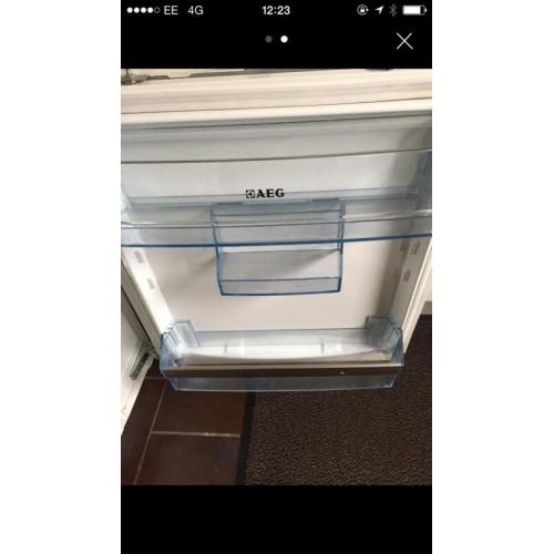Aeg built in fridge