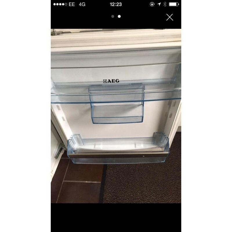 Aeg built in fridge