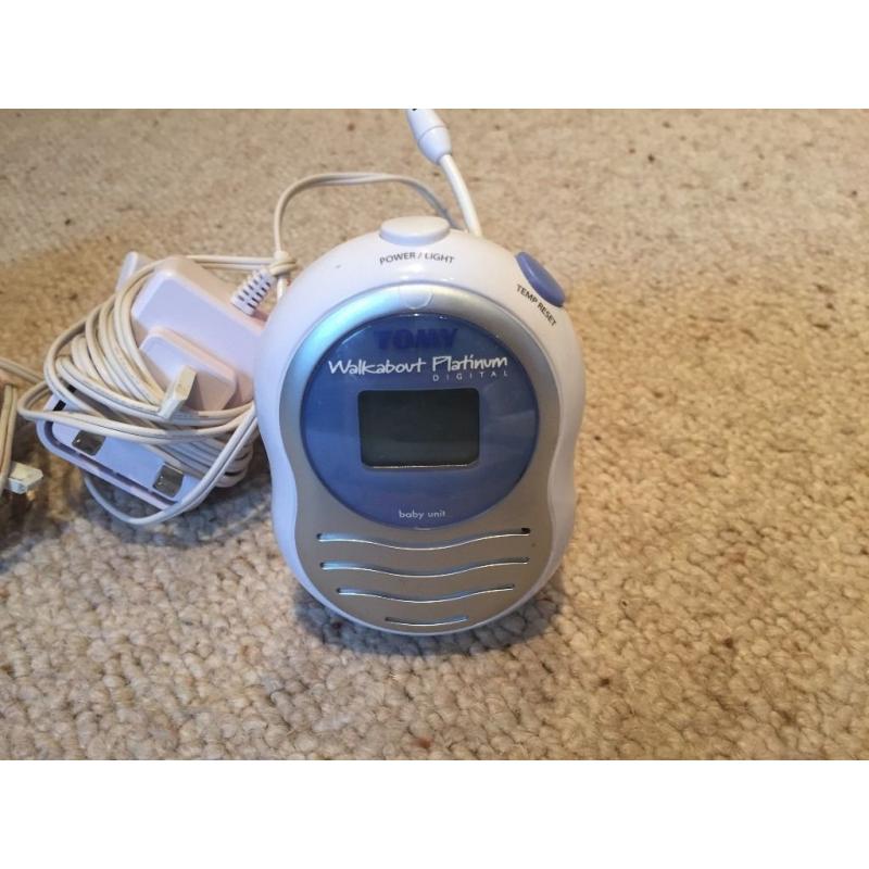 TOMY WALKABOUT PLATINUM BABY MONITOR