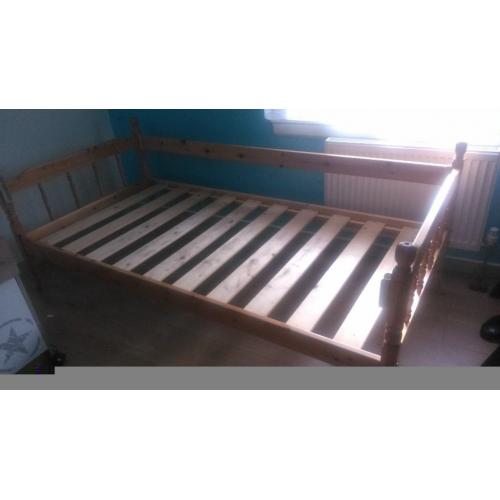 Single bed, mattress available