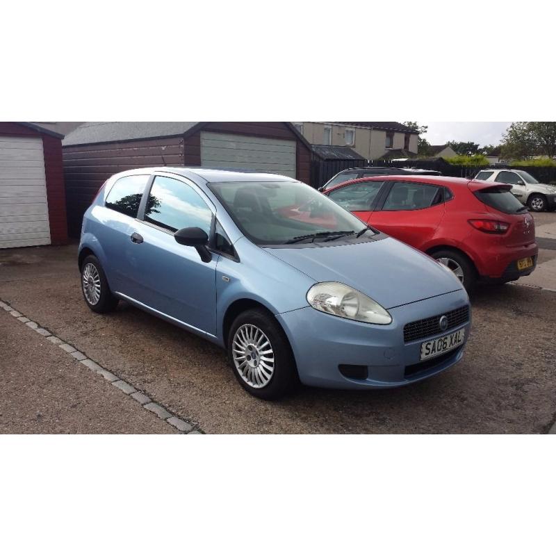 QUICK SALE! FIAT GRANDE PUNTO 2006 - 12 MONTHS MOT! GOOD CONDITION!