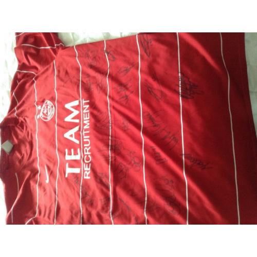 Signed Aberdeen FC Top