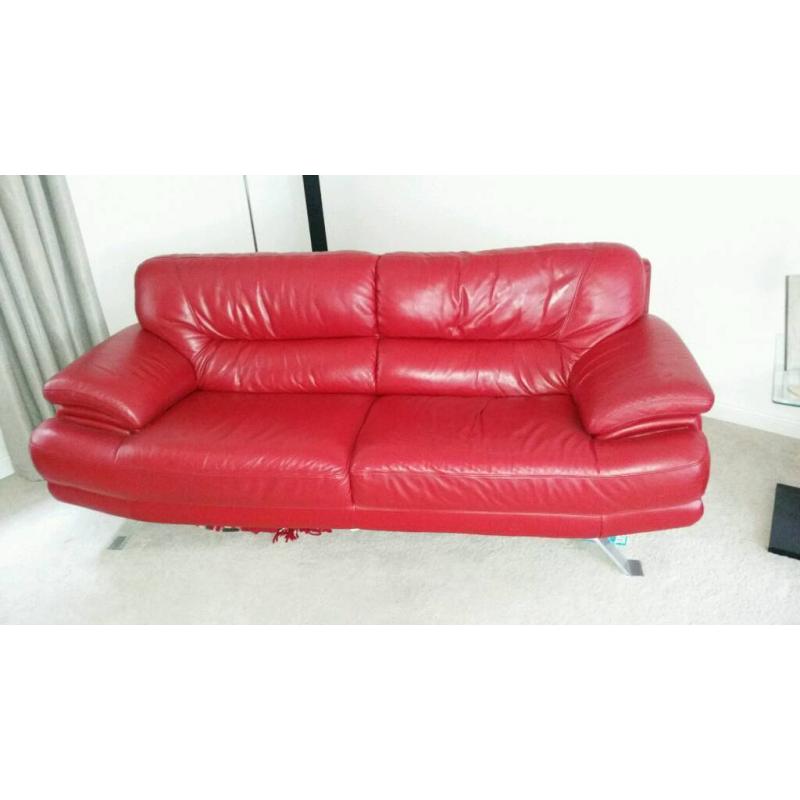 Two piece leather suite