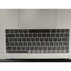 Apple Macbook Pro 15in Retina Touch bar 2017 2.8Ghz i7 16GB 250gb SSD