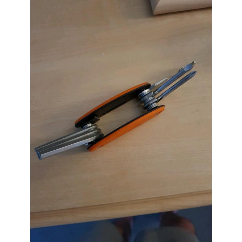 Multi tool