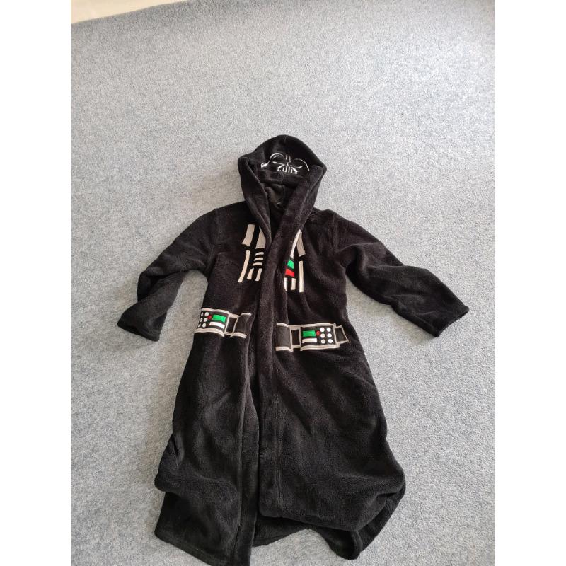 Boys Star Wars M and S Dressing Gown age 9 to 10
