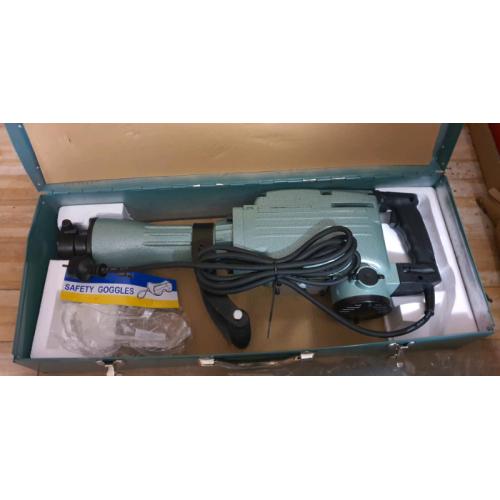 Jack hammer electric 2000w with bits and carry case NEW