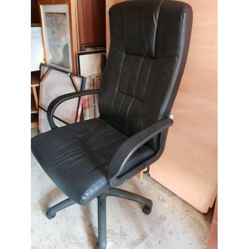Black leather office chair