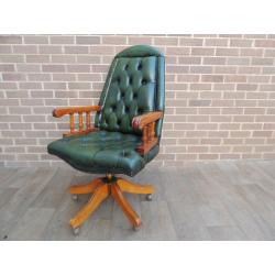 Directors Unique Shape Chesterfield Green Chair (UK Pre Christmas DELIVERY)