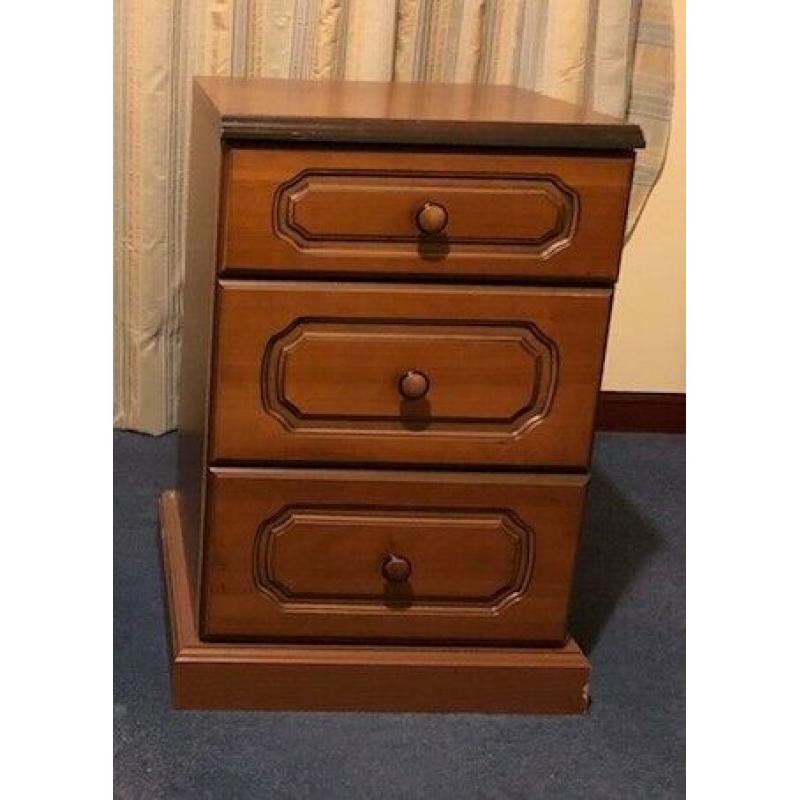 WARM WOOD FURNITURE SET X 5 PIECES