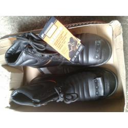 safety boots