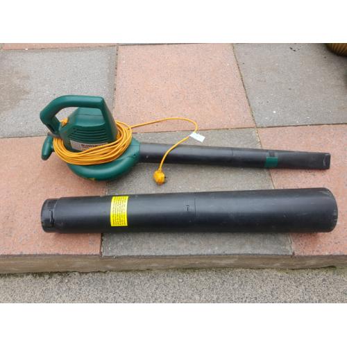 Garden leaf blower