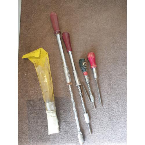 Vintage Stanley Yankee and handyman pump action screwdrivers