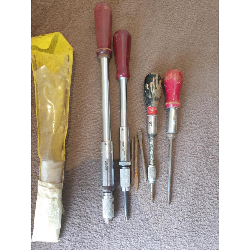 Vintage Stanley Yankee and handyman pump action screwdrivers
