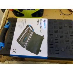 Socket set 1/2 inch drive 8mm to 32mm