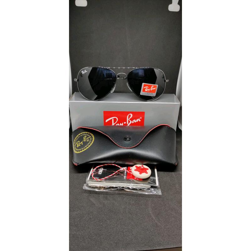 Ray-ban aviator sunglasses black