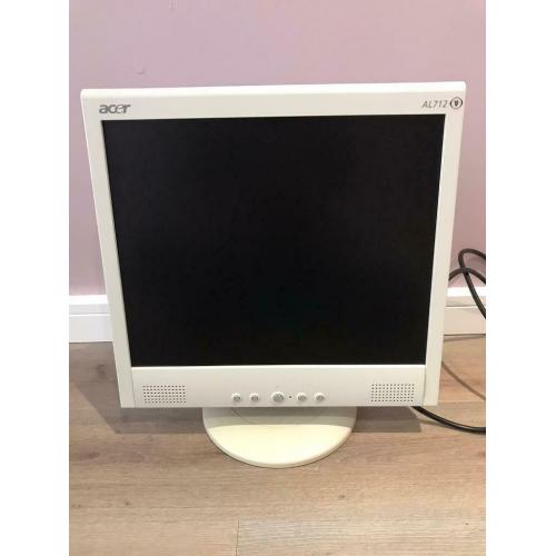 Monitor for pc desktop 14?